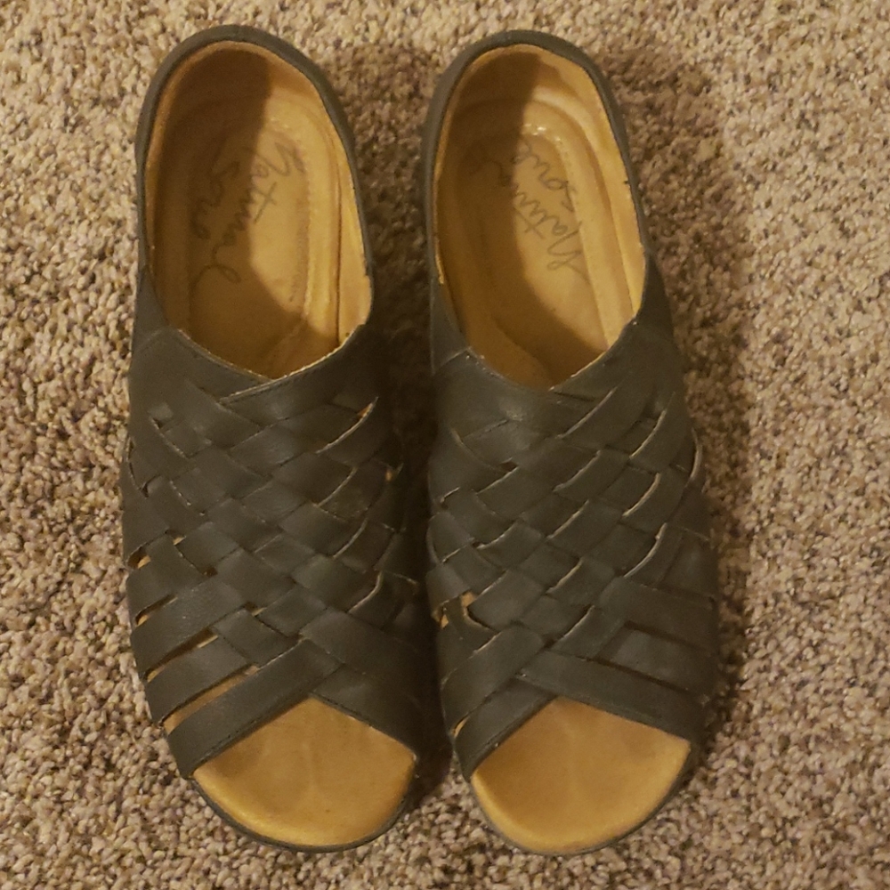 Natural Soul Sandles